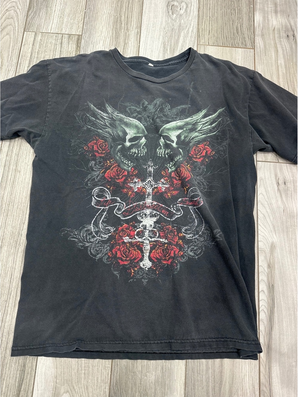 Y2K Black Skull and Roses Graphic T Shirt
